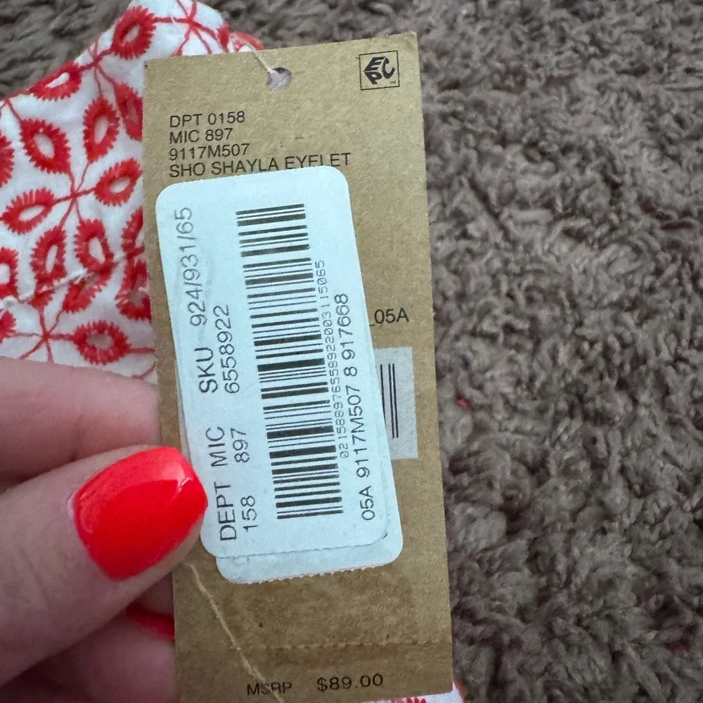 NEW Cremieux Red & White Shayla Eyelet High Rise Skirted Shorts Size 8 NEW $89 - Picture 4 of 9